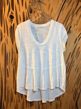 We The Free Free People White Slub Tiered Hi-Low V Neck Tee Top XS